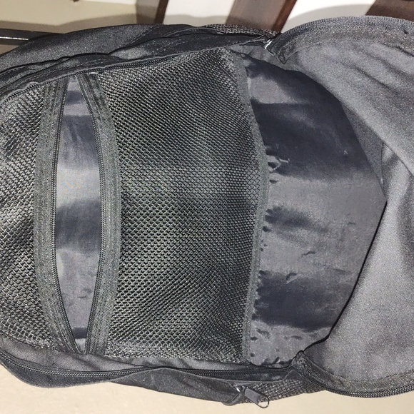 Backpack 🎒 - Picture 4 of 8